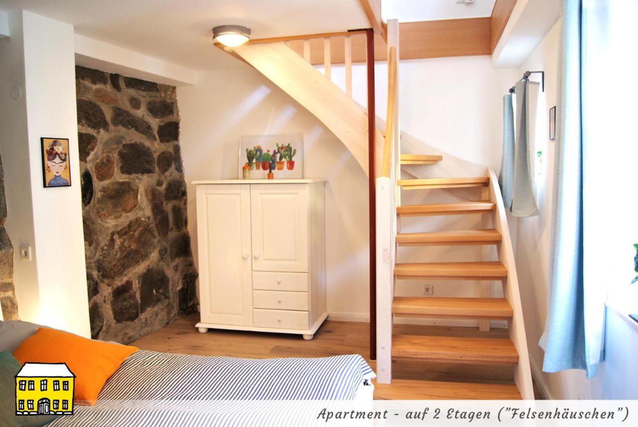 Das Gelbe Haus - Drei Besondere Ferienwohnungen Flensbourg Extérieur photo