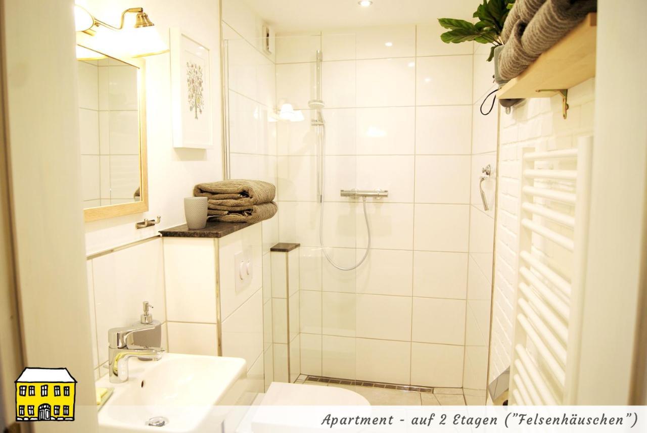 Das Gelbe Haus - Drei Besondere Ferienwohnungen Flensbourg Extérieur photo