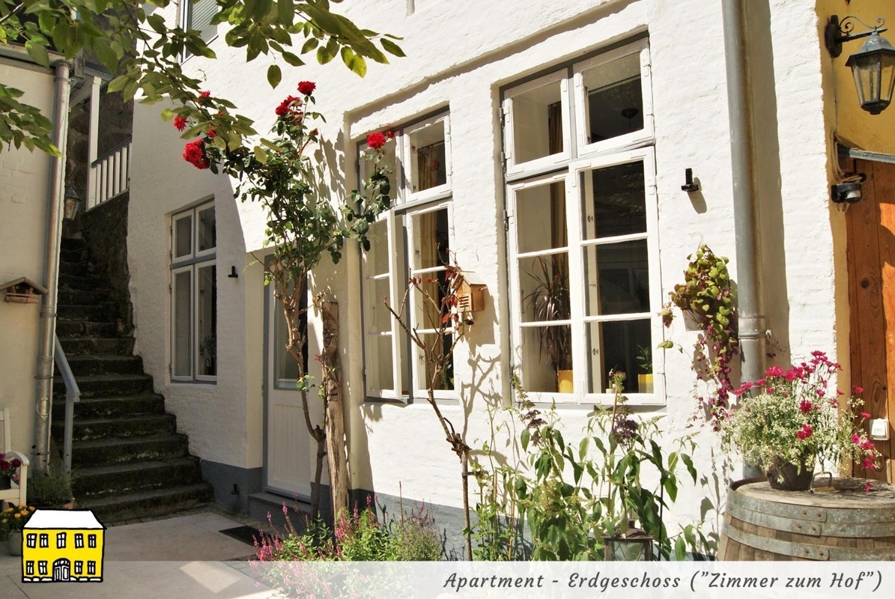 Das Gelbe Haus - Drei Besondere Ferienwohnungen Flensbourg Extérieur photo
